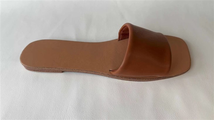 Summer sandals side details manufacture